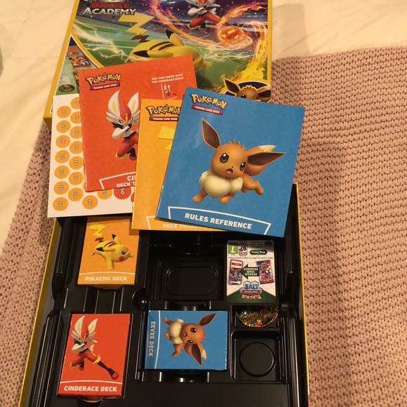 Brand new, Pokemon Battle Academy! Wrap removed but never played-decks sealed! - Picture 9 of 9
